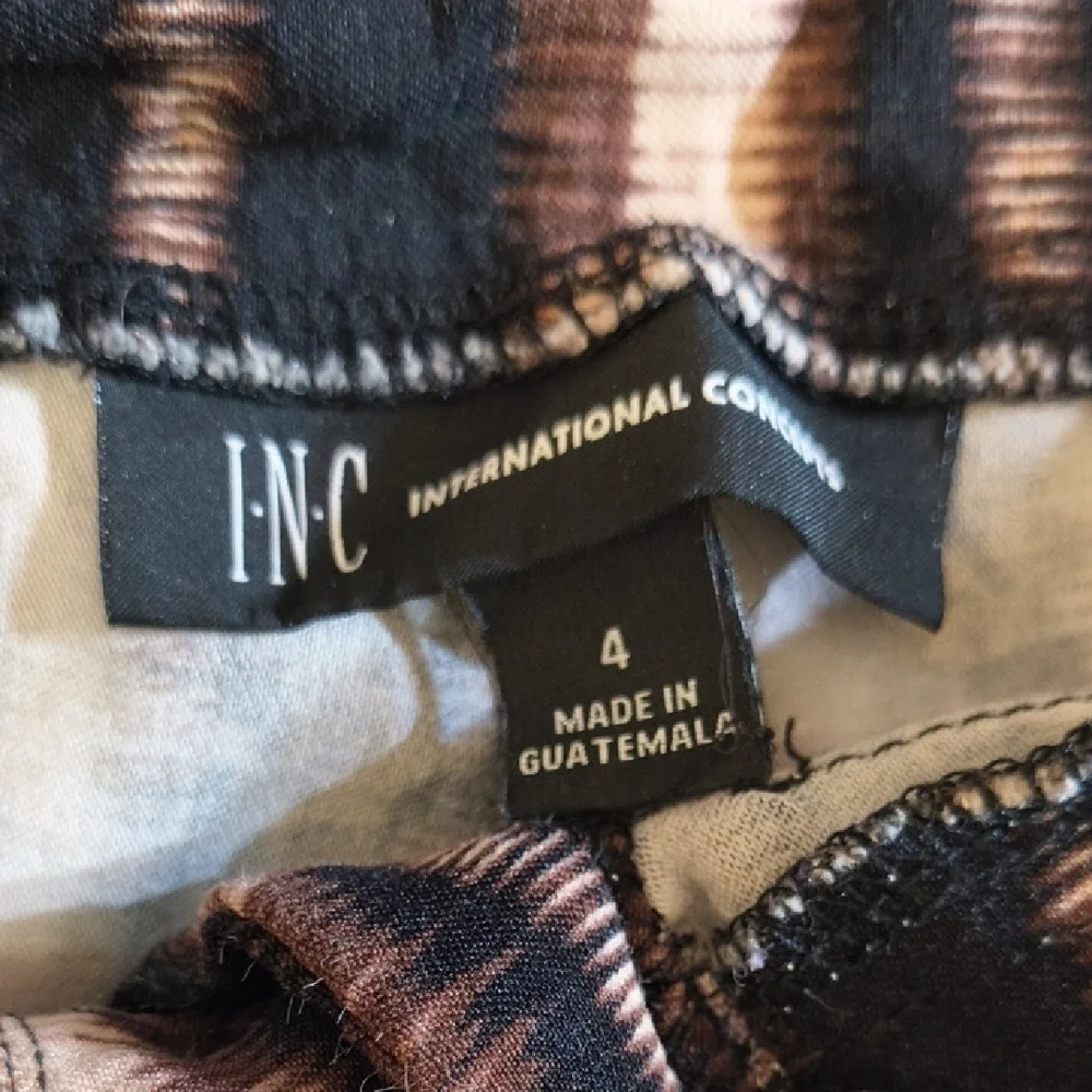 INC International Concepts Women's Cargo Shorts in Black and Brown Stripes - Picture 2 of 3